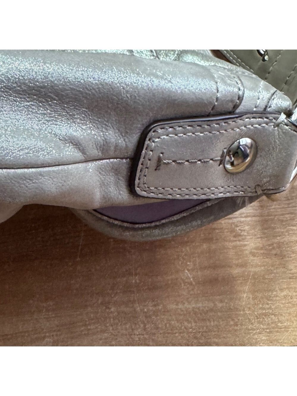 Coach Soho Flap Buckle Shoulder Bag metallic champagne, vintage - Picture 9 of 15